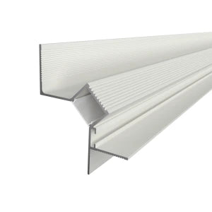 Gipskartonprofil für indirekte Beleuchtung im 45-Grad-Winkel, für LED-Streifen, weiß eloxiertes Aluminium mit opaler Abdeckung W507W – HUGOLED